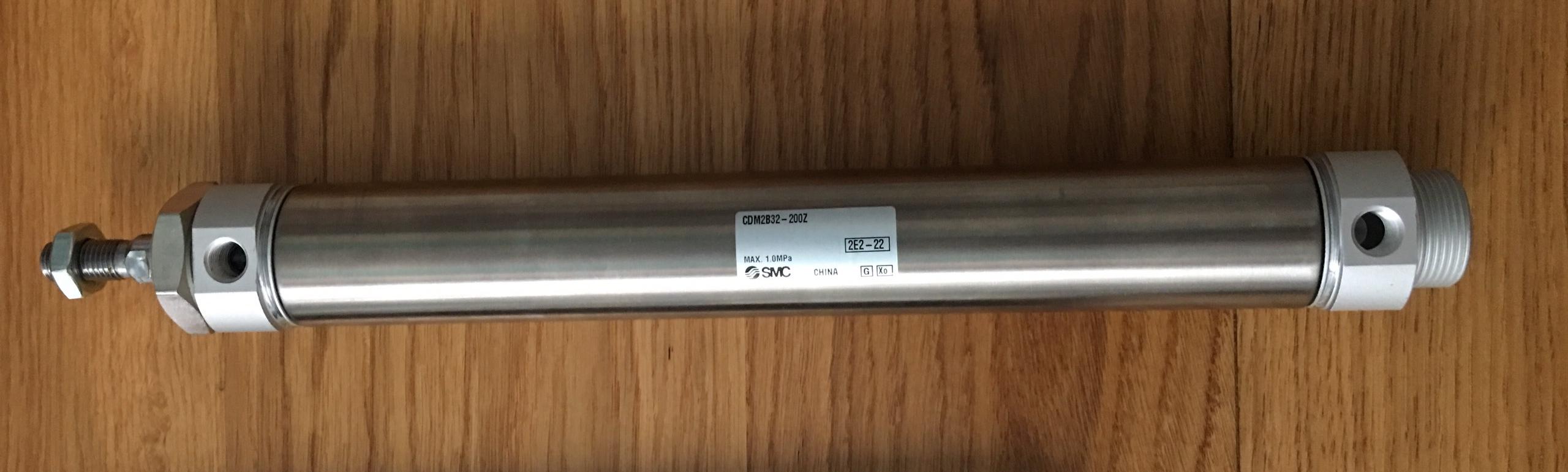 XY LANH TRÒN CDM2B32-200Z SMC